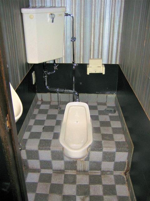 ツインビル西1F貸店舗　トイレ